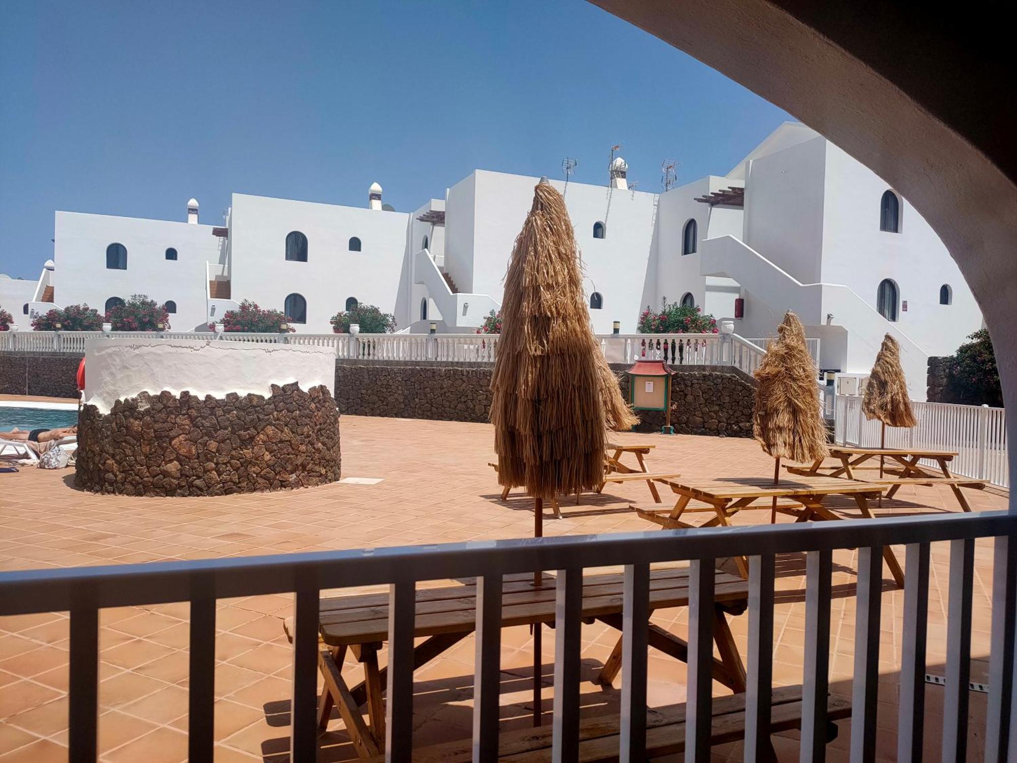 Flor De Cactus Apartment Costa Teguise Exterior photo